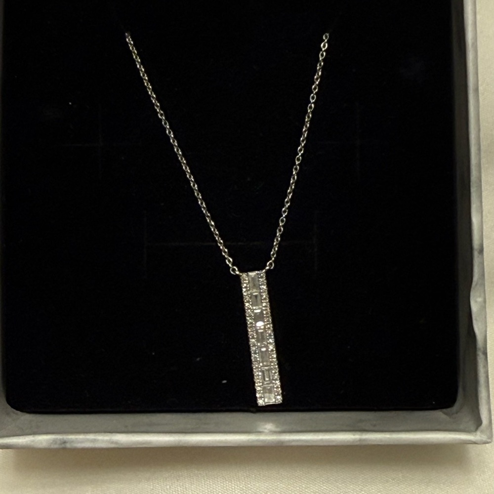 Natural Pavé Diamond Necklace 14K White Gold Round & Baguette ⚡️ Like New ✨